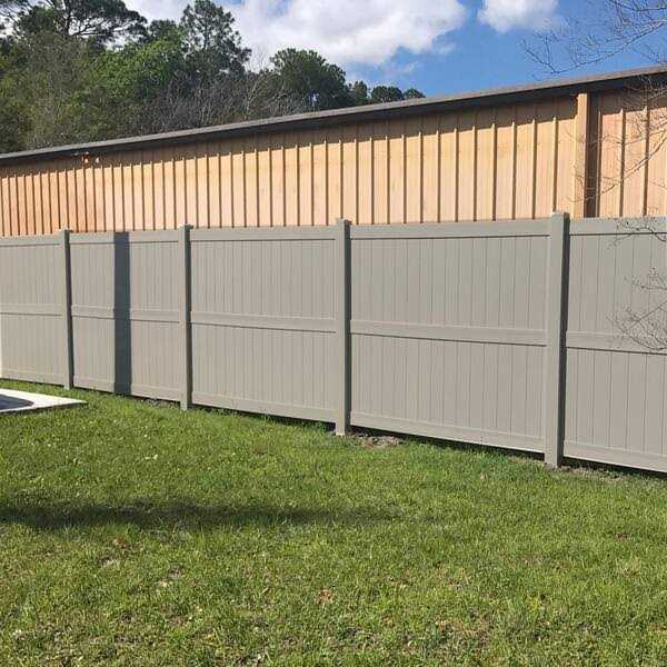 Weatherables Augusta 6 ft. H x 8 ft. W White Vinyl Privacy Fence Panel Kit - Inhomebuy