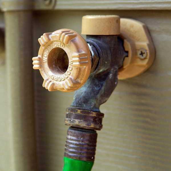 Woodford 17CP-8-MH Model 17 Wall Faucet - Inhomebuy