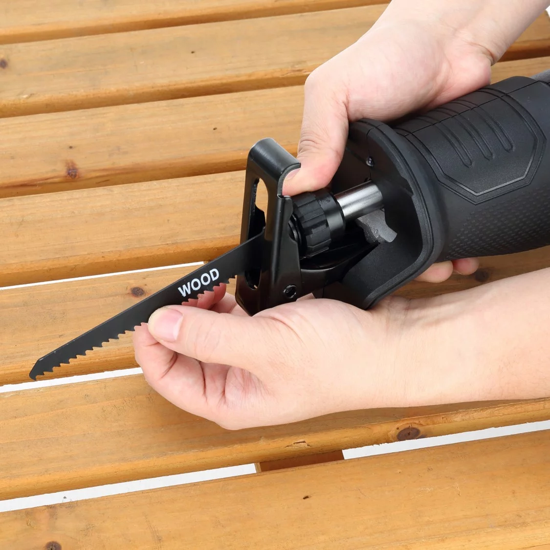 Hyper Tough 20V Max Lithium-ion Cordless Reciprocating Saw, Variable Speed, Keyless Blade Change, with 1.5Ah Lithium-Ion Battery and Charger, Wood Blade and LED Light - Inhomebuy