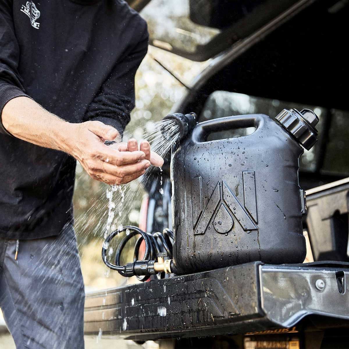 WaterPORT Daytank 3.85 Gallon Water Tank - Inhomebuy