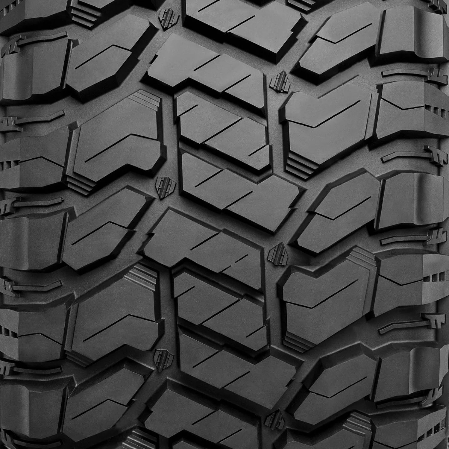 Radar Renegade R/T+ Rugged Terrain LT295/70R18 129/126Q E Light Truck Tire - Inhomebuy