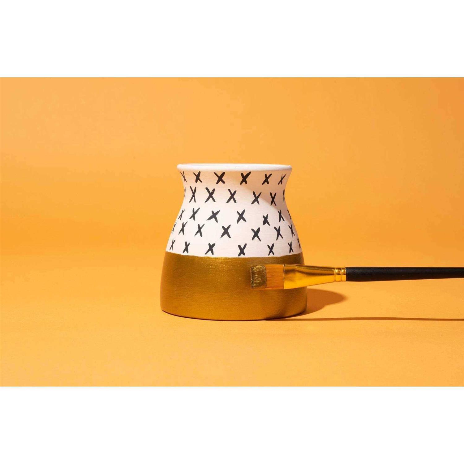 Delta 2 fl oz Ceramcoat Luxe Metallic Paint - Inhomebuy