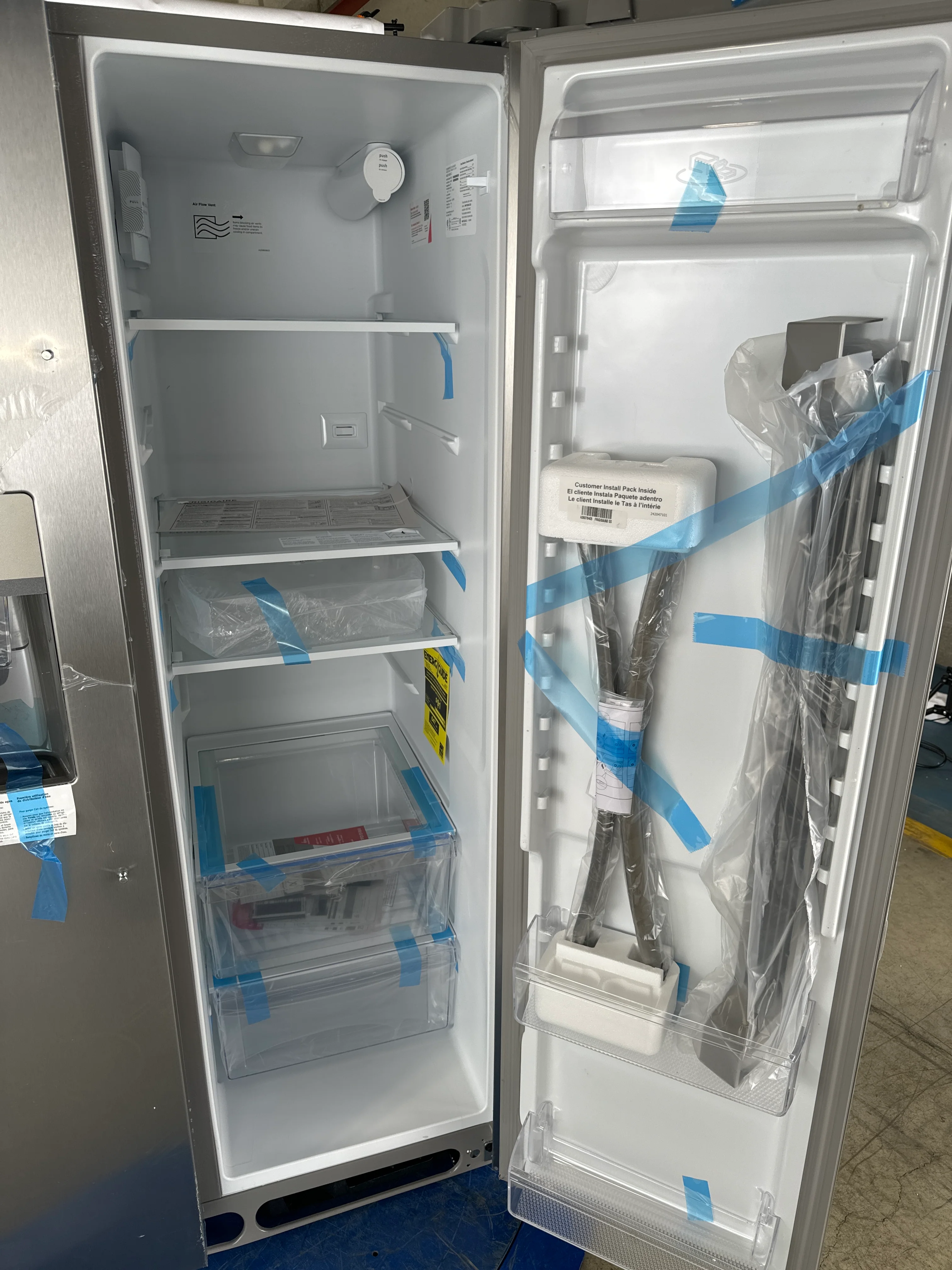 FRIGIDAIRE 36 IN 25.6 CU FT. STAINLESS STEEL SIDE-BY-SIDE REFRIGERATOR WITH EXTERIOR WATER AND ICE D - Inhomebuy