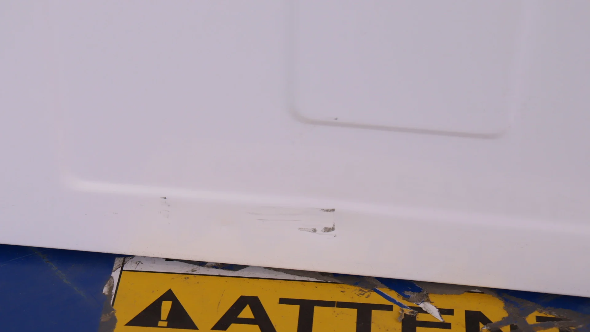 ELECTROLUX 5 SERIES 8.0 CU FT. ELECTRIC FRONT LOAD DRYER WITH LUXCARE DRY SYSTEM - ELFE753CAW - Inhomebuy