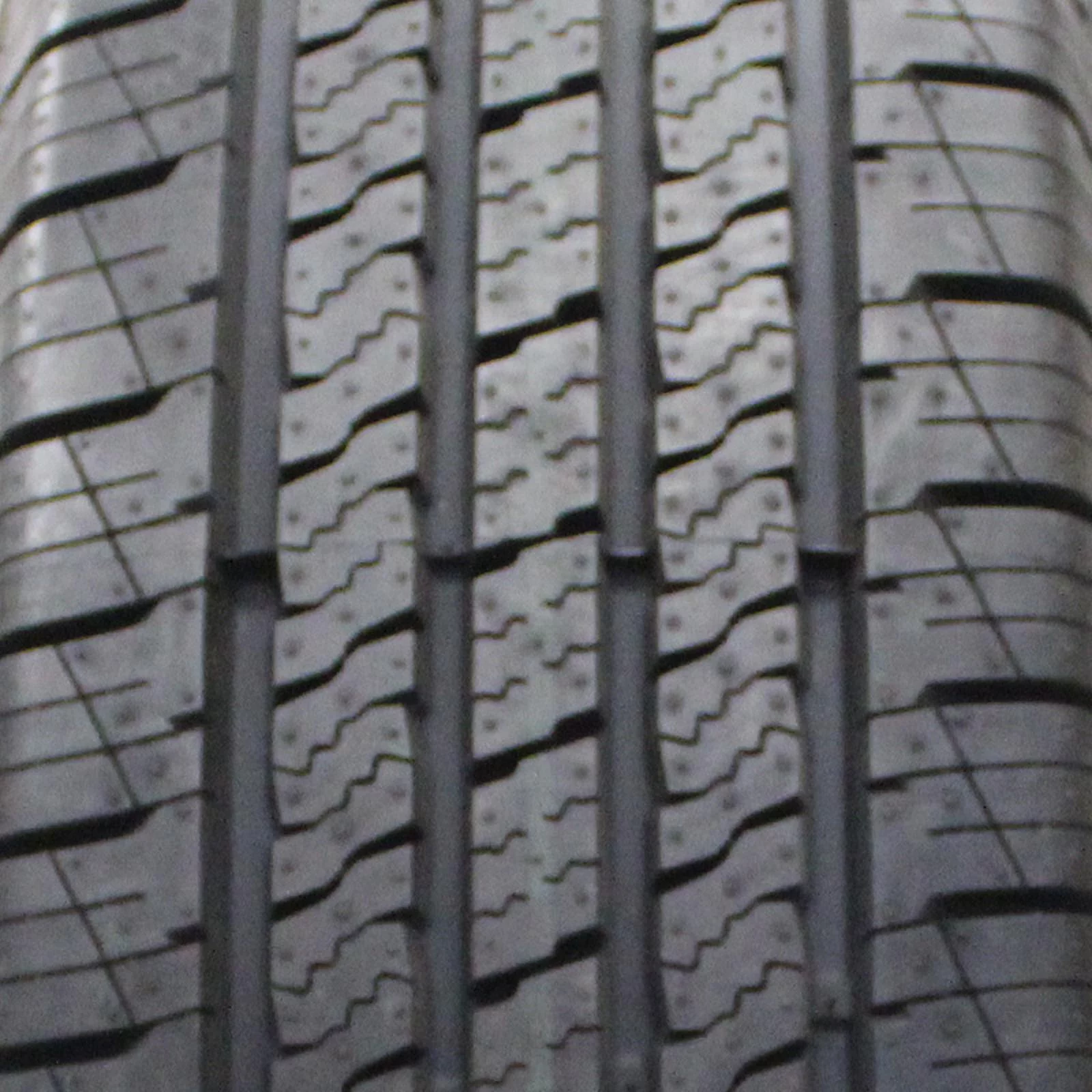 Lexani LXHT-206 Highway P255/65R17 110H SUV/Crossover Tire - Inhomebuy