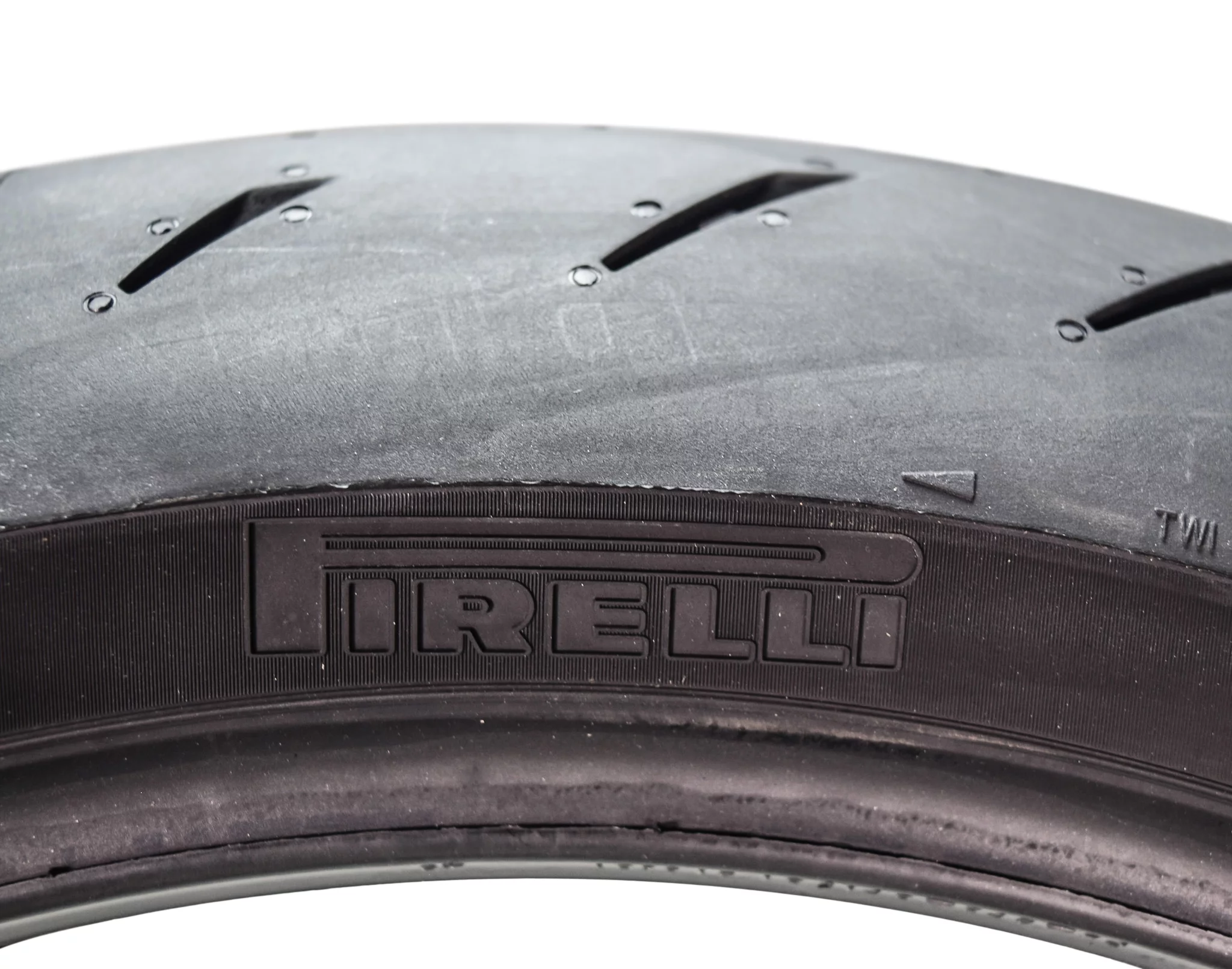 Pirelli Diablo Rosso IV Street Sport 120/70ZR17 58W TL Front Motorcycle Tire 120/70-17 Rosso 4 - Inhomebuy