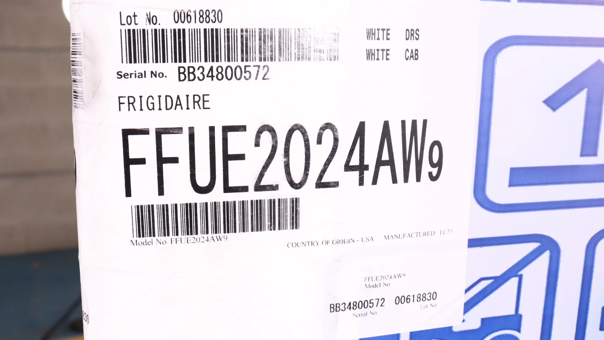 Frigidaire 20 cu ft. Upright Freezer with Auto-Close Doors - FFUE2024AW - Inhomebuy