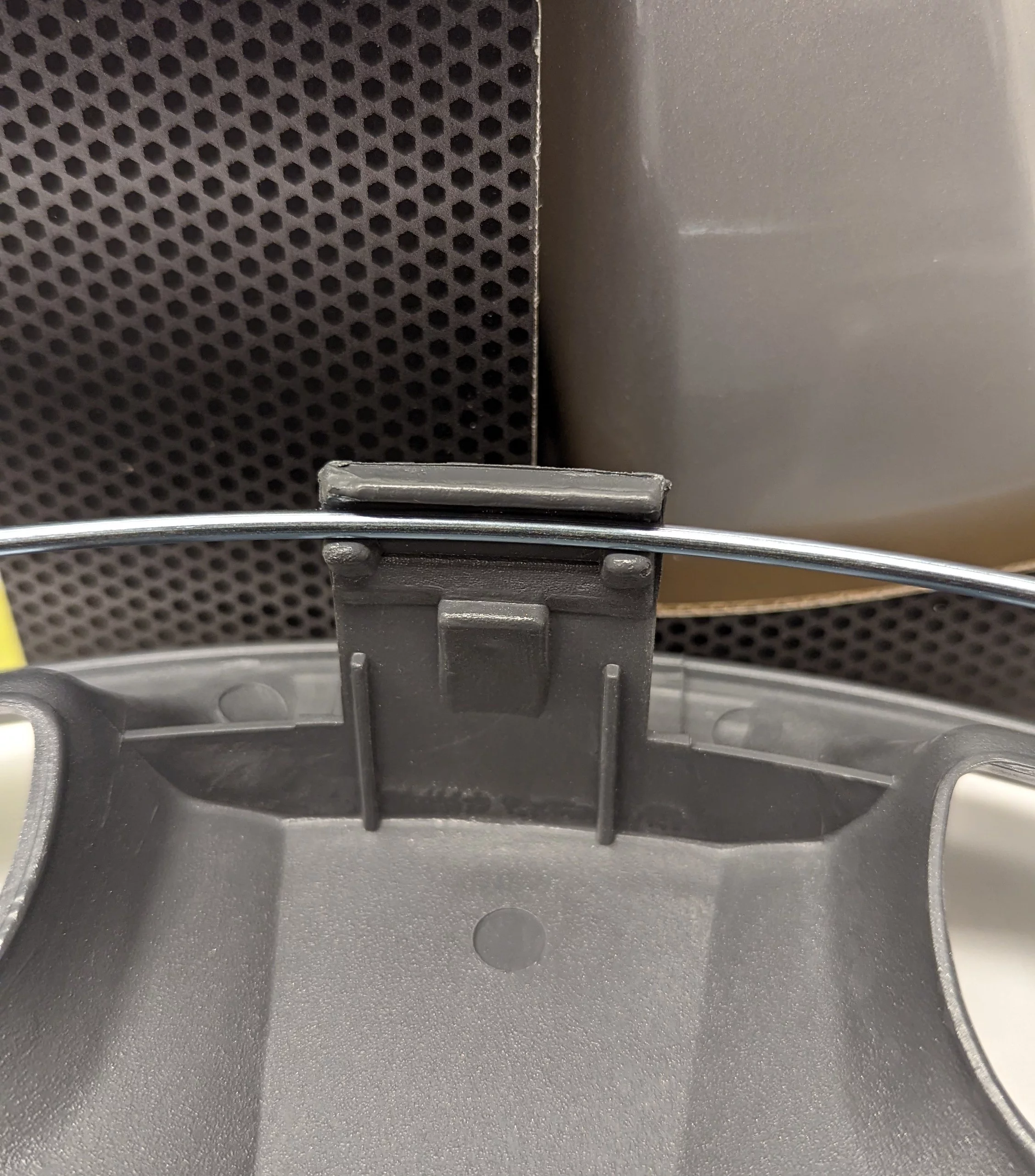 15-inch Wheel Cover, Silver Allly Finish, Auto Drive Brand, ABS Plastic Material, Mfg Part No. KT957-15SL - Inhomebuy