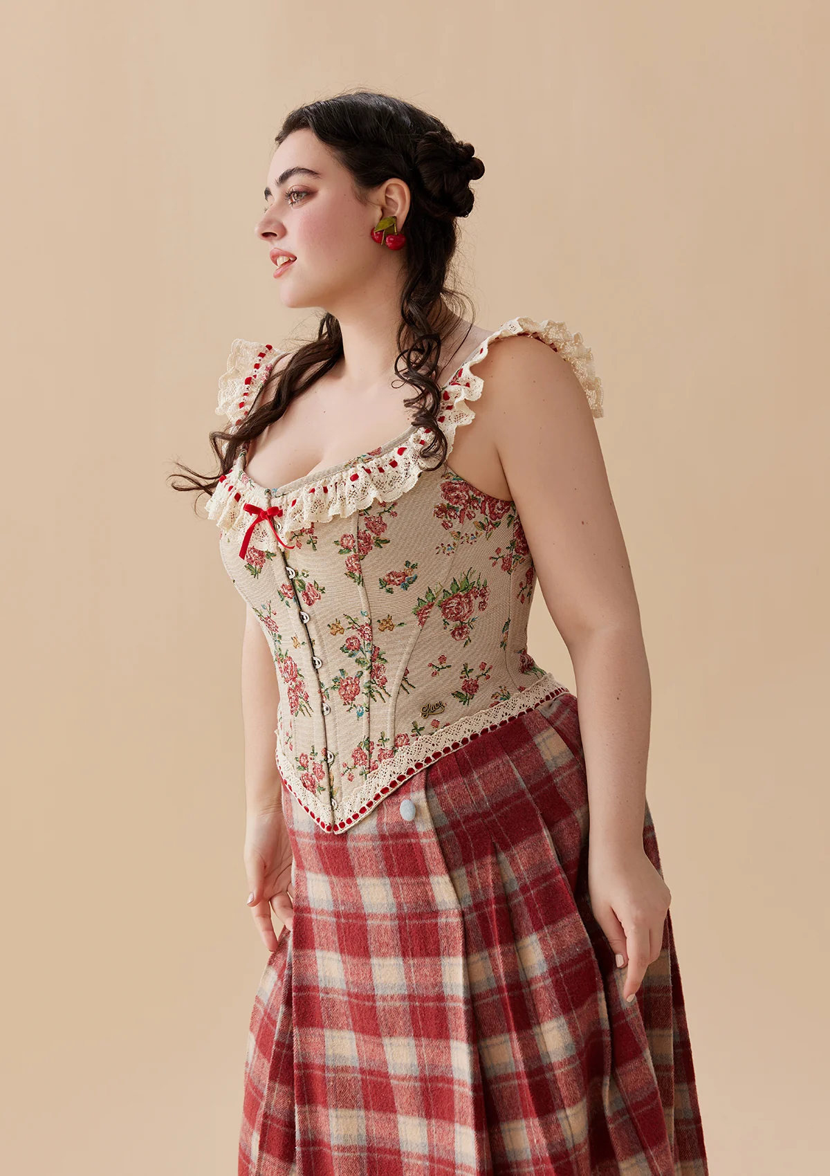Curve & Plus Rosey Christmas Cottage Skirt - Inhomebuy