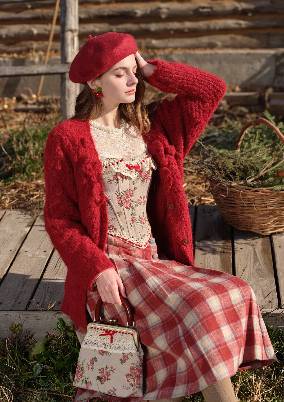 Rosey Christmas Cottage Skirt - Inhomebuy