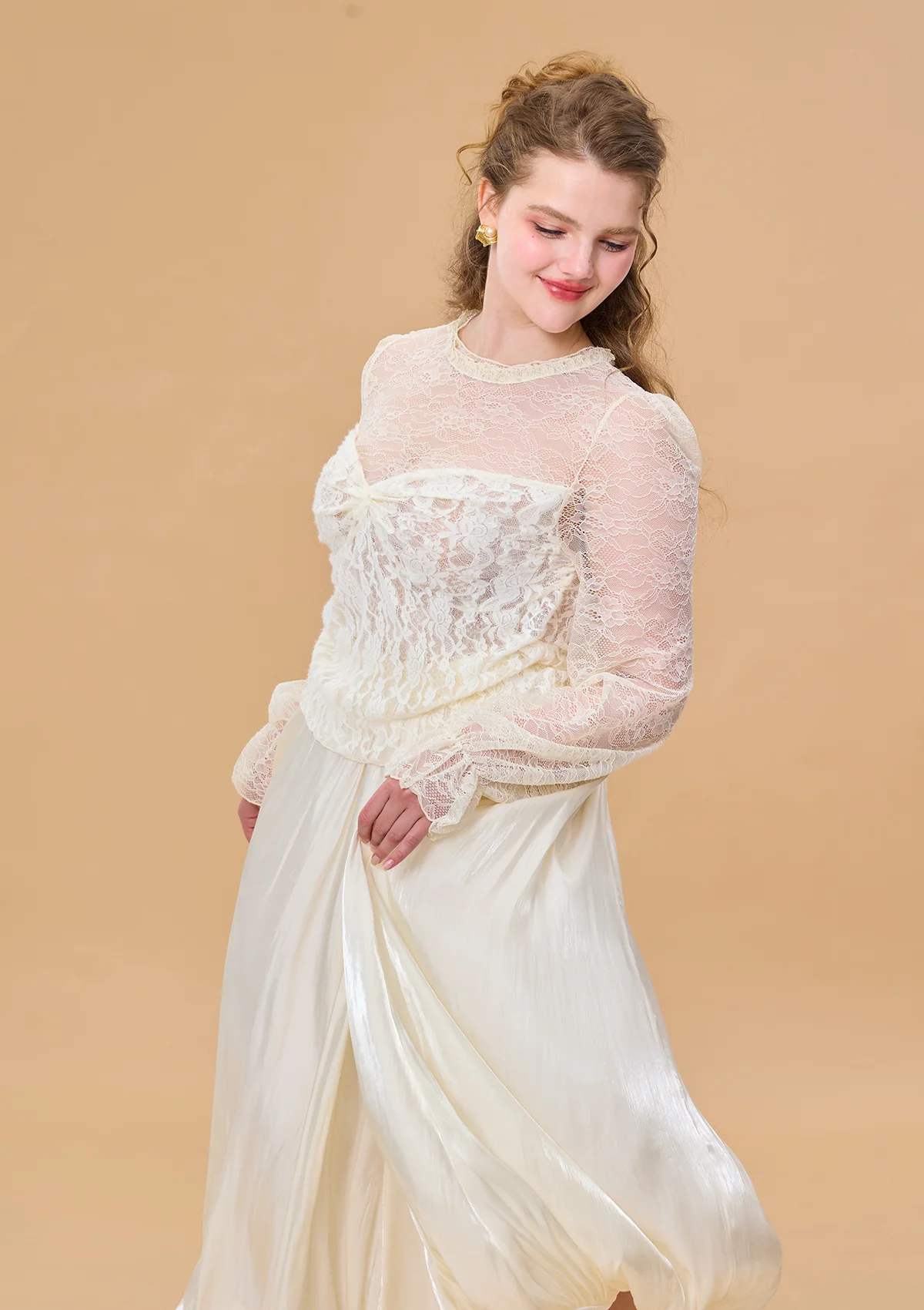 Curve & Plus White Butterfly Flora Skirt - Inhomebuy