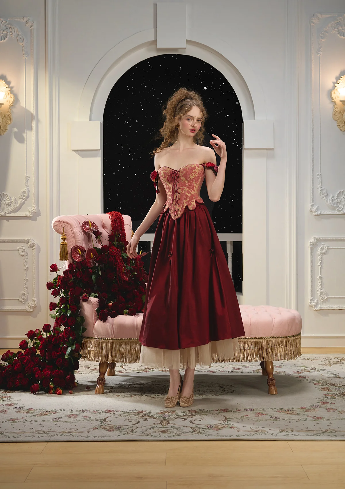 Curve & Plus A Renaissance of Grace Skirt - Inhomebuy