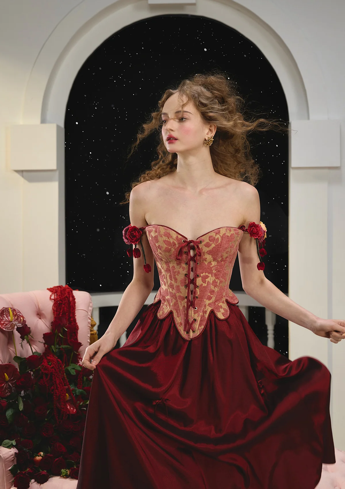 Curve & Plus A Renaissance of Grace Skirt - Inhomebuy